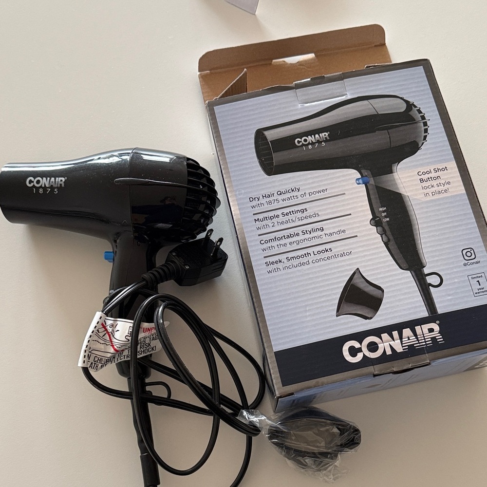 Conair 1875 Hair Dryer in Black